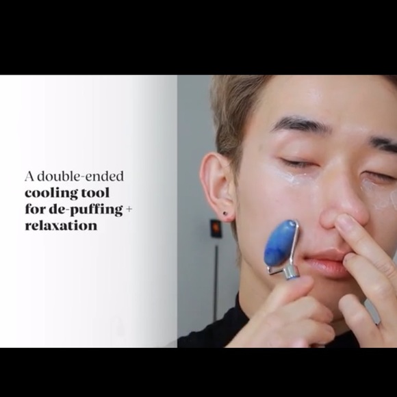 Sephora Mini Blue Aventurine De-puffing Facial Roller Tool - Picture 4 of 6